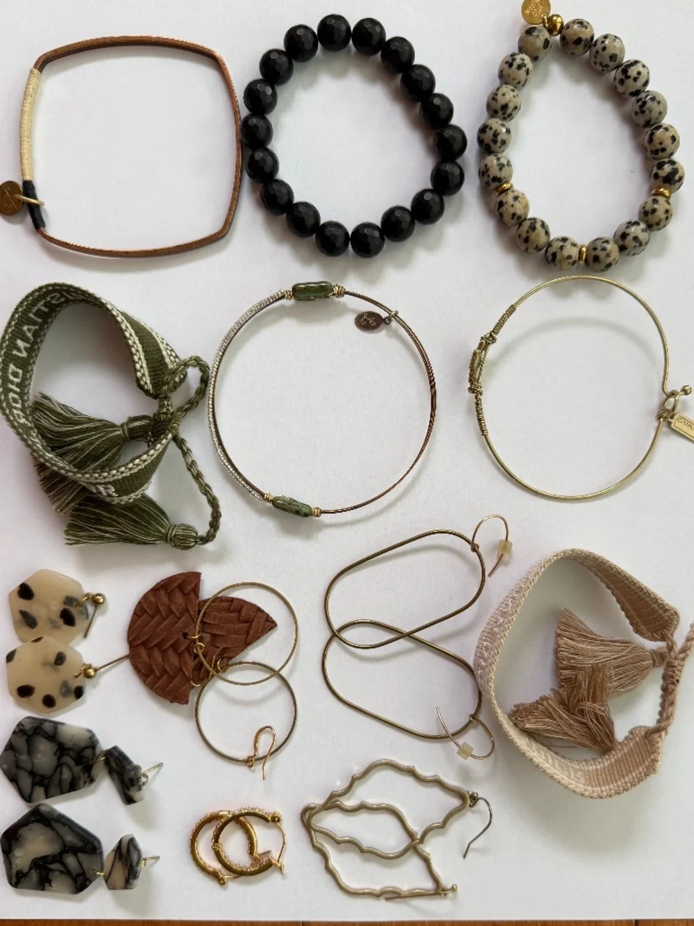 Jewelry - Picture 1 of 4